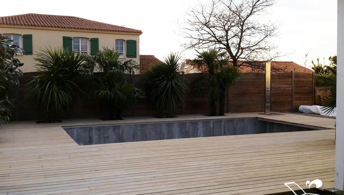 conception terrasse piscine bois pin vendee