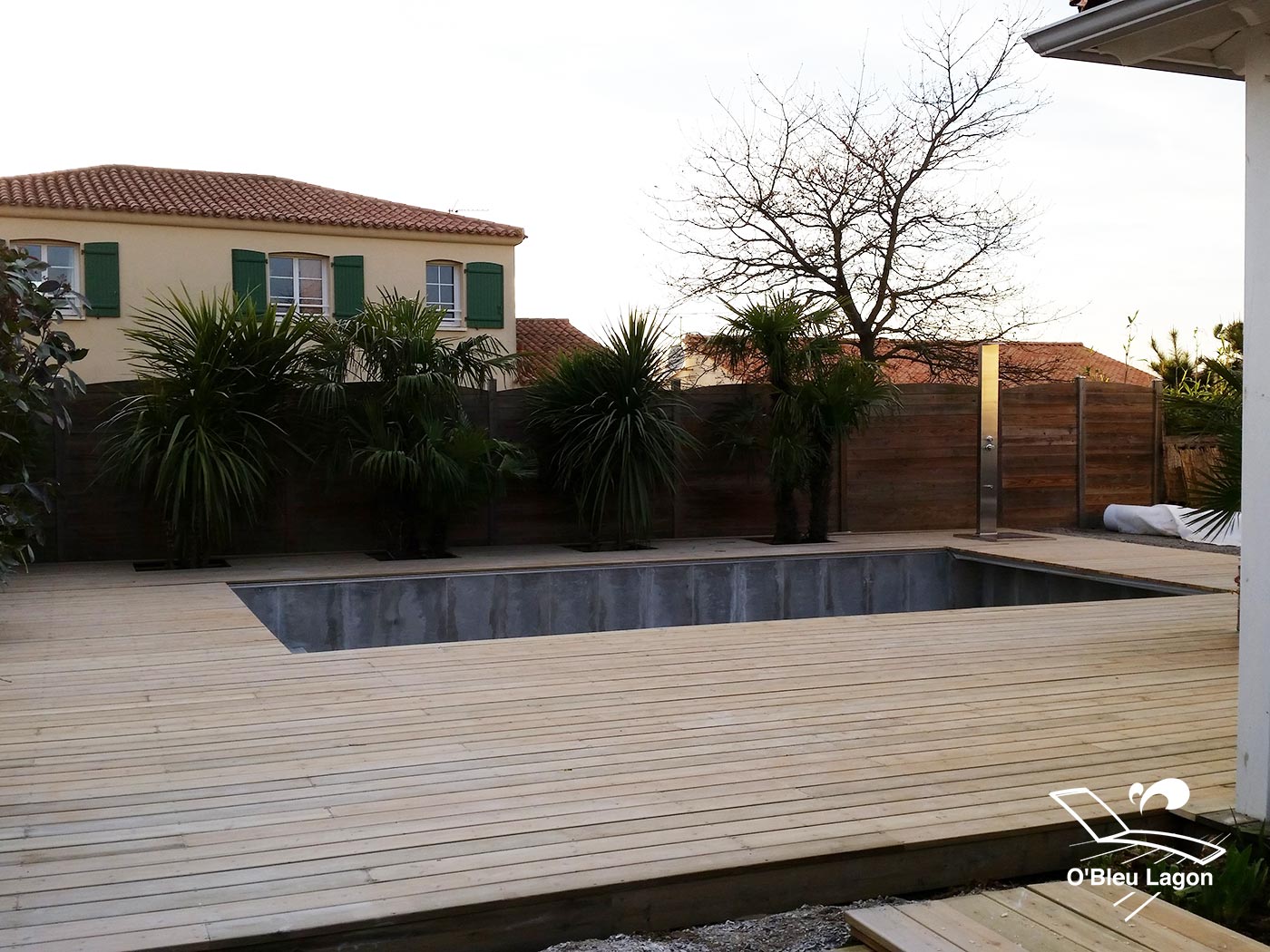 conception terrasse piscine bois pin vendee