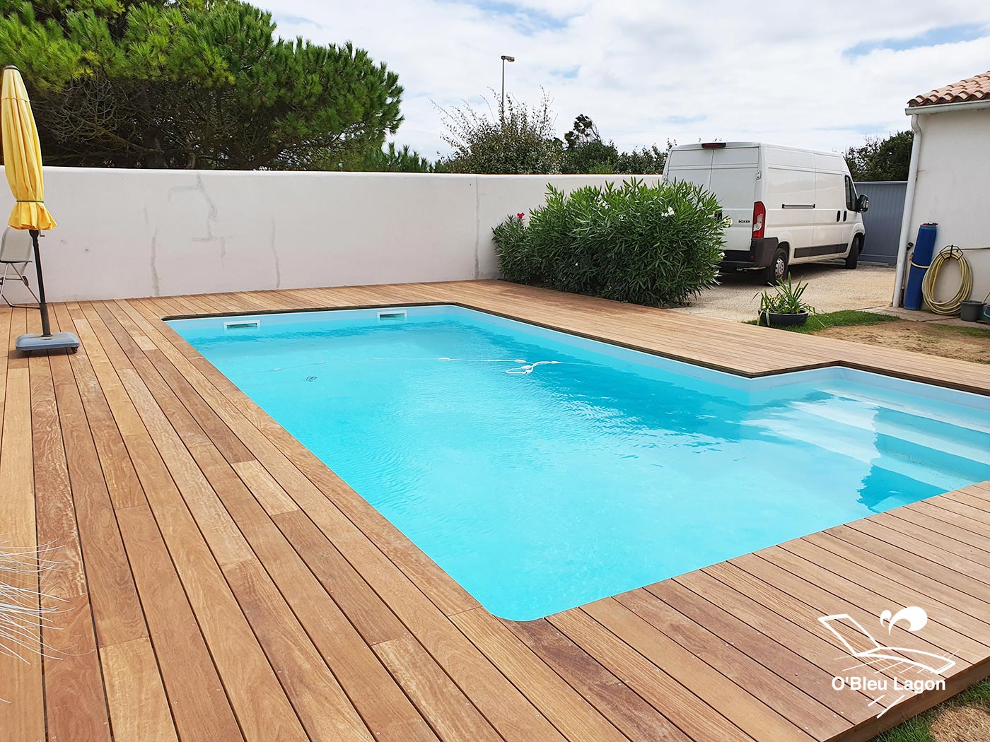 realisation terrasse de piscine en bois exotique cumaru vendee